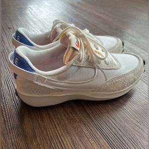 Nike Women’s Waffle Debut Size 7.5. Never worn.